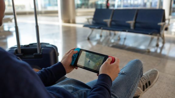 Jeux vidéo et mobilité : quelles options pour continuer à jouer en déplacement ?