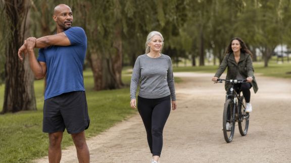 Profiter des beaux jours pour rester actif : idées d’activités faciles à intégrer