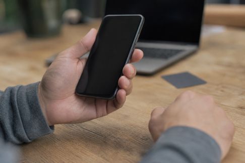 Sécurité des comptes bancaires en ligne : les nouvelles menaces à surveiller en 2026