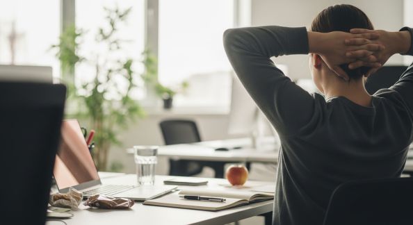 Gérer la fatigue après le déjeuner : conseils pour rester productif